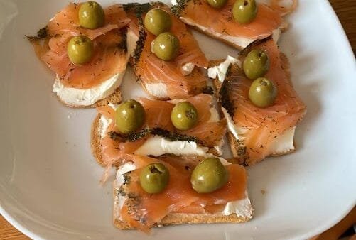 Smoked Salmon & Olive Tartines (Allergen-Free Version)