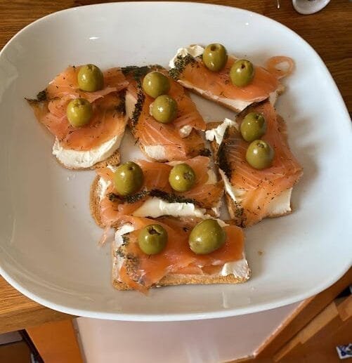 Smoked Salmon & Olive Tartines (Allergen-Free Version)