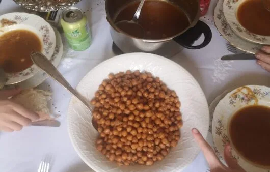Hearty Chickpea Broth (Sopa de Garbanzos)