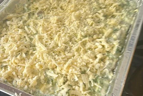 Casserole crémeuse de brocoli sans gluten, sans soja et sans produits laitiers