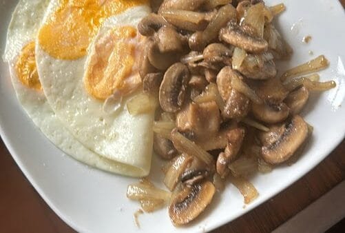 Paella traditionnelle valencienne (sans gluten, sans soja, sans produits laitiers)