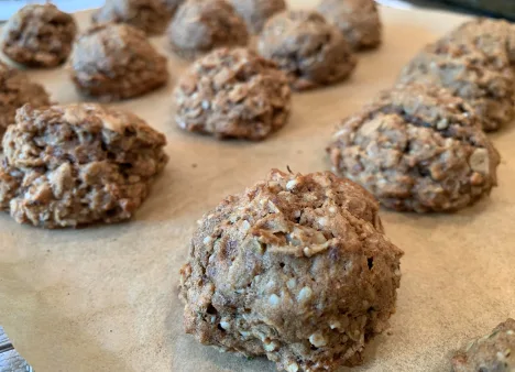 Soft & Chewy Banana Oat Bites (Gluten-Free, Soy-Free, Dairy-Free)