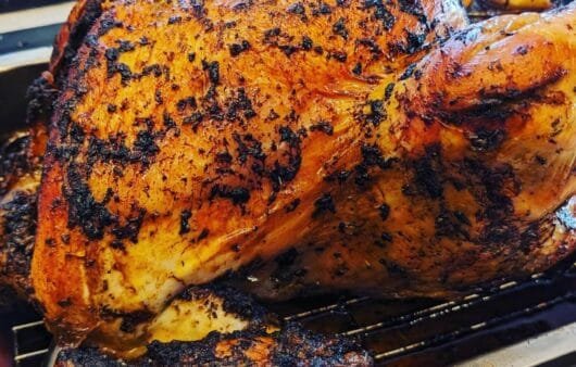 Poulet rôti entier en croûte d'herbes (sans gluten, sans soja, sans produits laitiers)