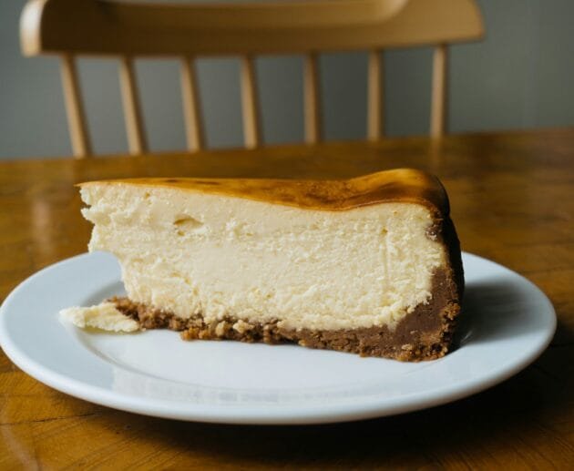 Cashew & Hemp Chocolate Cheesecake Recipe (Gluten-Free, Dairy-Free, Soy-Free)