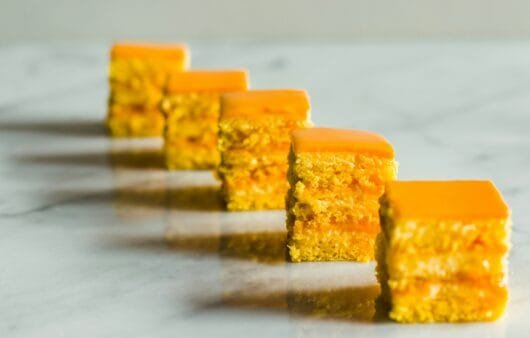 Kürbis- und Hanfherzen-Fudge-Proteinriegel (glutenfrei, milchfrei, sojafrei)