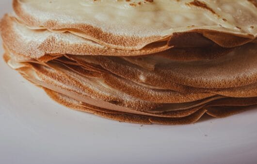 Buckwheat Cr&ecirc;pes with Creamy Apricot Hemp Filling (Gluten-Free, Dairy-Free, Soy-Free)