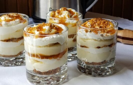 Parfait paléo à la mangue et à la noix de coco (sans produits laitiers, sans gluten, sans soja)