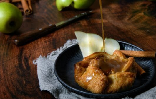 Raw Apple Tart Recipe (Gluten-Free, Dairy-Free, Soy-Free)