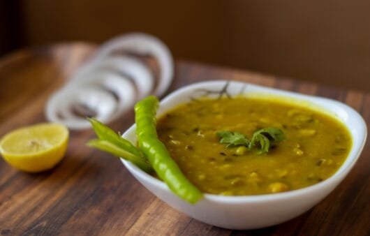 Curry vert au chanvre (sans gluten, sans produits laitiers, sans soja, option végétalienne disponible)